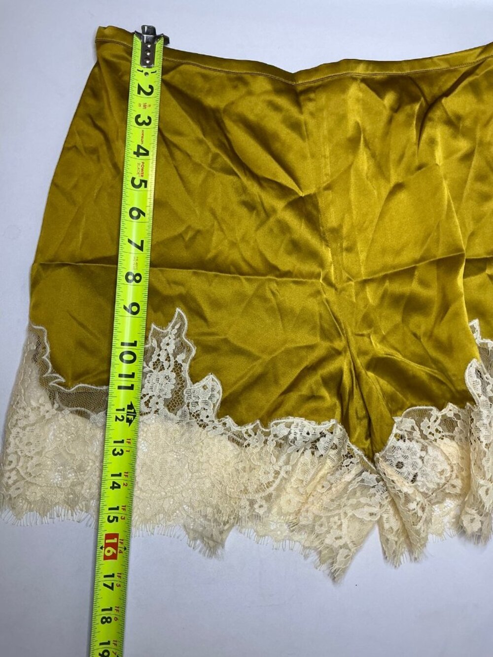 Sorella by STAUD Rosa Satin Short in Mango Size Large NWT $198 - Picture 9 of 11
